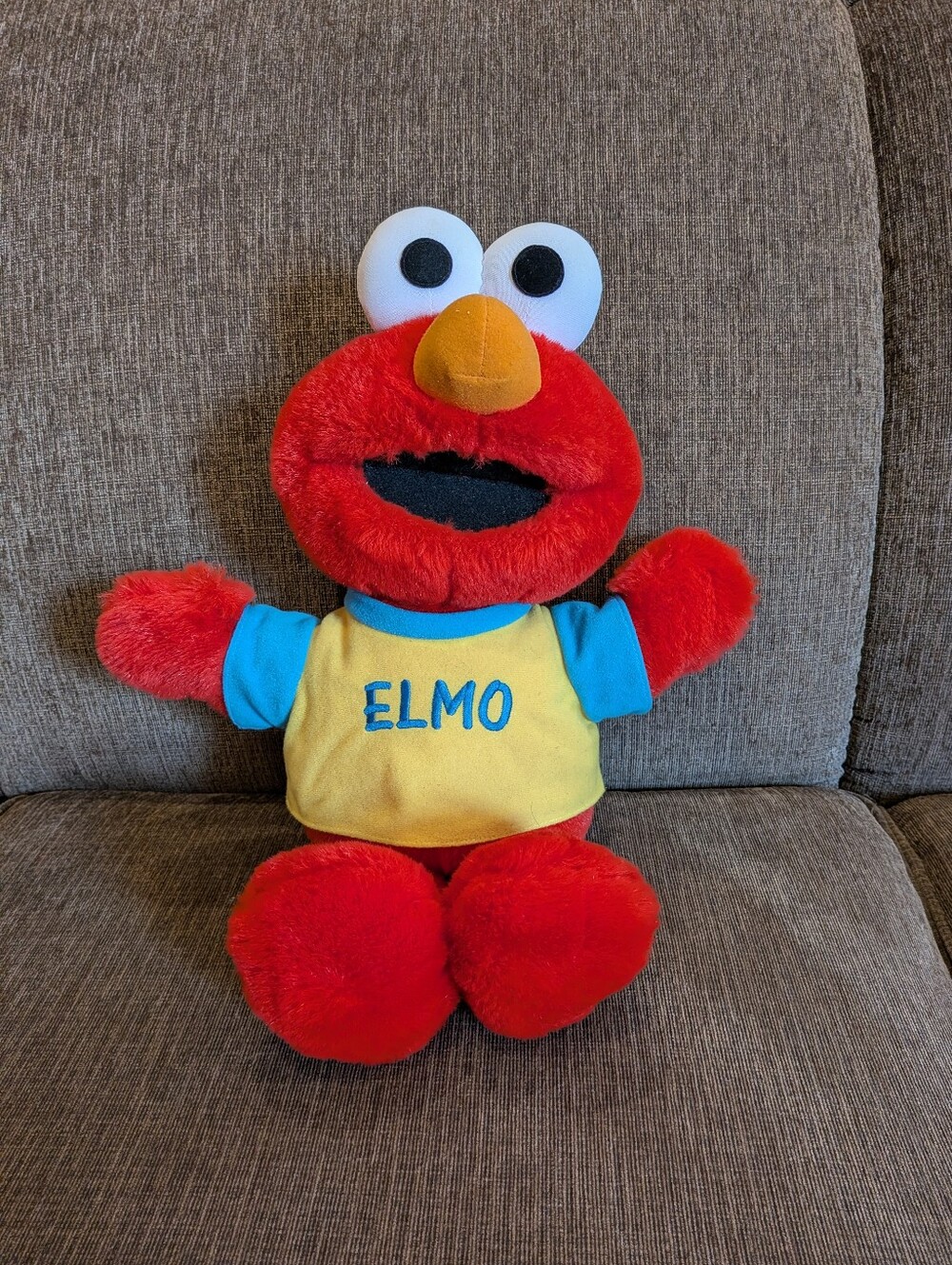 1997 Tickle Me Elmo Doll (18 Inch)